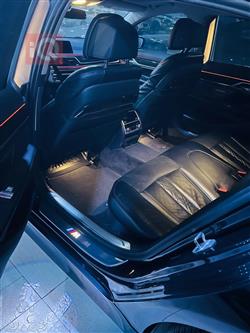 بي ام دبليو الفئة 7